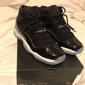 Air Jordan 11 Retro size 7Y, Space Jams 2018